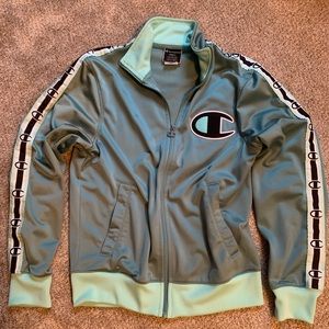 Champion lightweight active jacket size small